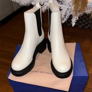 Stuart Weitzman Women's Black and White Ankle Boots